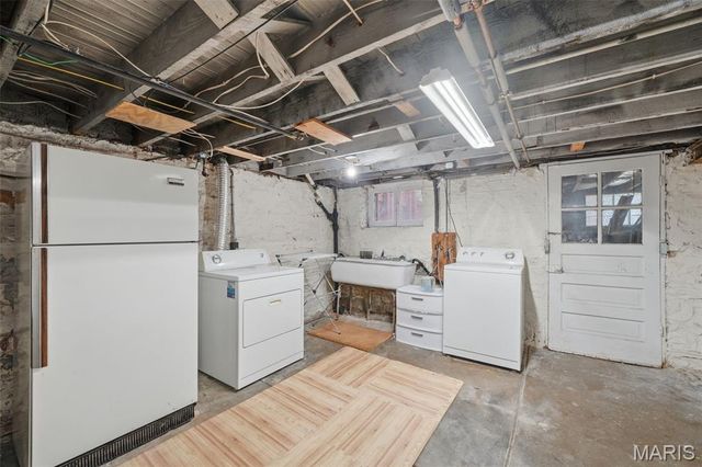5229 Lisette Avenue, St Louis, MO 63109