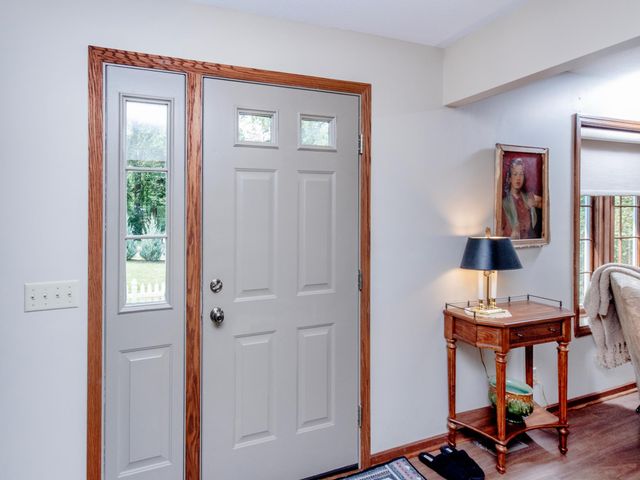 6256 Lynn Way, Woodbury, MN 55129