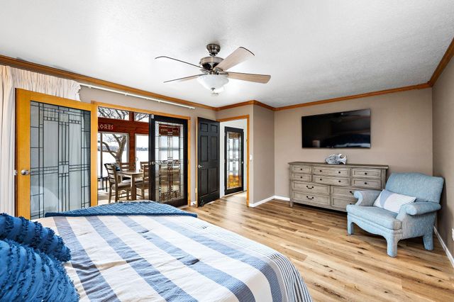 8839 N Shore Trail N, Forest Lake, MN 55025