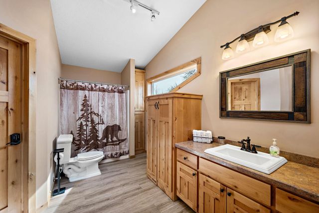 8839 N Shore Trail N, Forest Lake, MN 55025