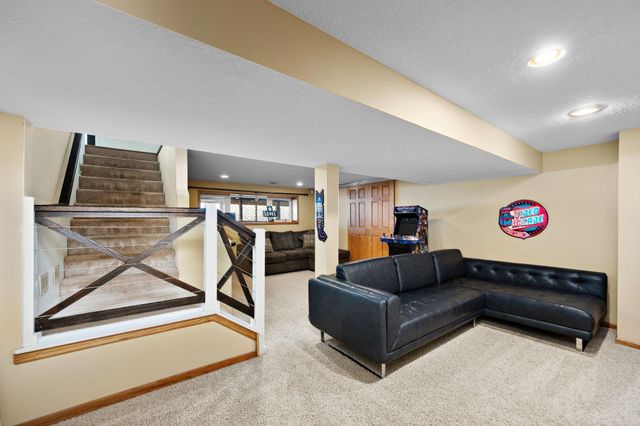 8839 N Shore Trail N, Forest Lake, MN 55025