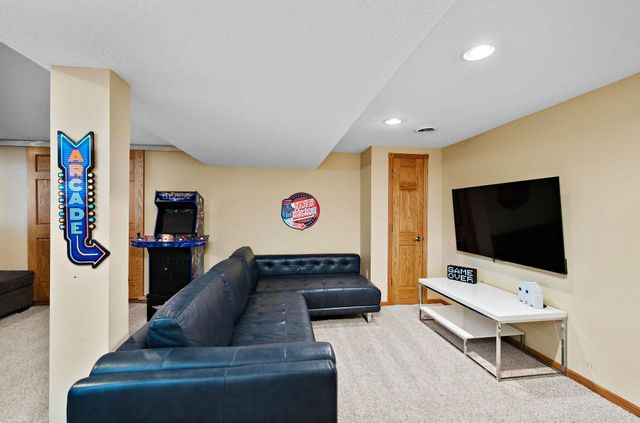 8839 N Shore Trail N, Forest Lake, MN 55025