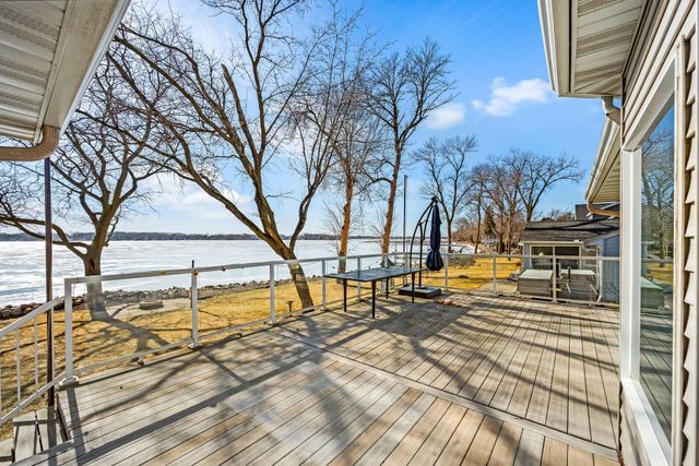 8839 N Shore Trail N, Forest Lake, MN 55025