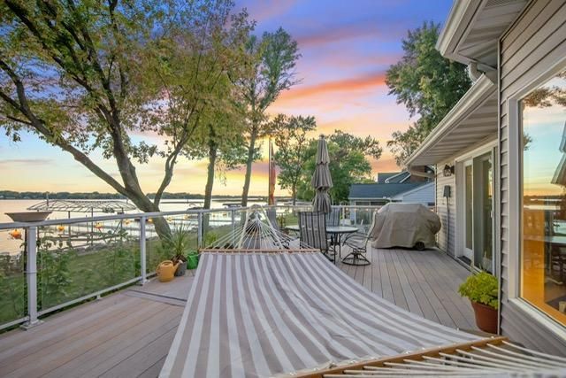 8839 N Shore Trail N, Forest Lake, MN 55025