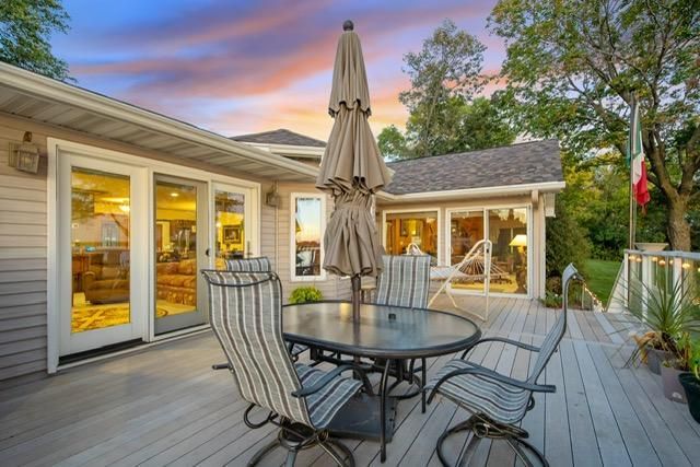 8839 N Shore Trail N, Forest Lake, MN 55025