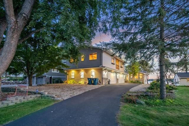8839 N Shore Trail N, Forest Lake, MN 55025