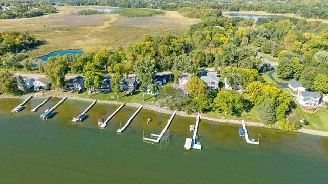 8839 N Shore Trail N, Forest Lake, MN 55025