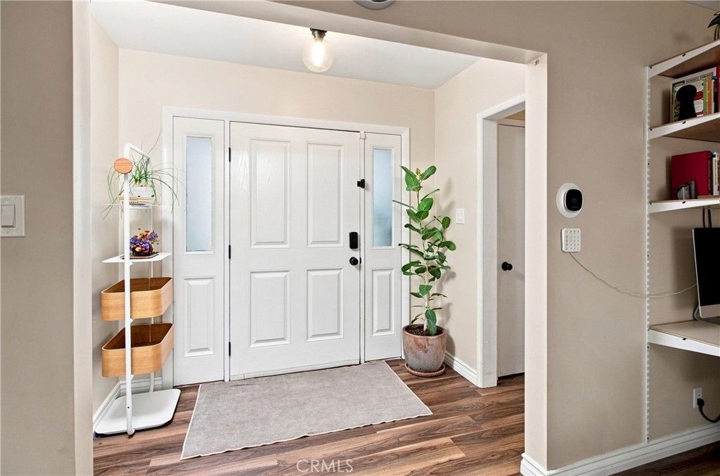 10108 Columbus, San Fernando, CA 91345 — photo 3