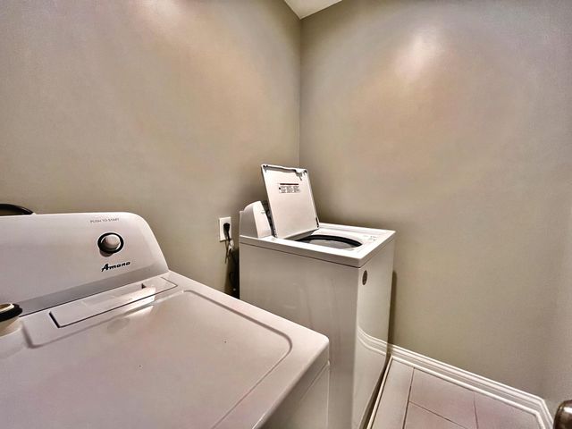 241 Devonia Avenue, Lexington, KY 40505