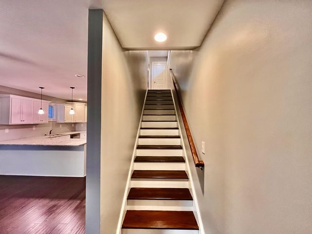 241 Devonia Avenue, Lexington, KY 40505