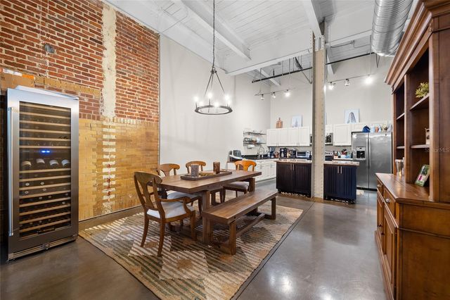 1501 W HORATIO STREET W 105, Tampa, FL 33606