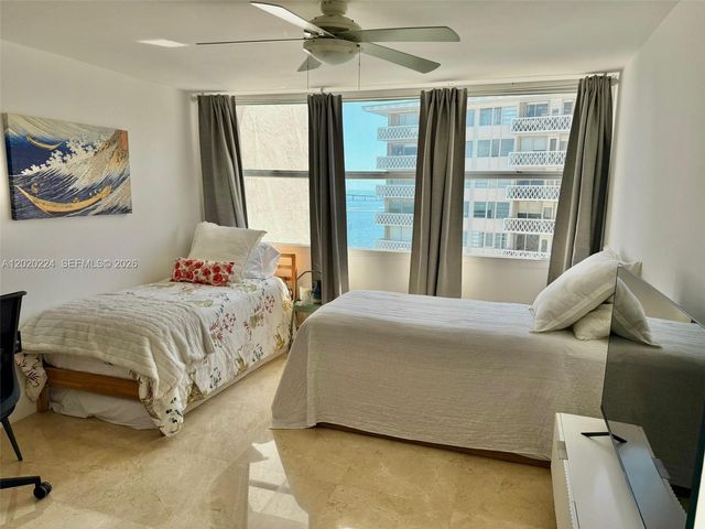 1420 Brickell Bay Dr 1108B, Miami, FL 33131