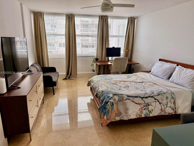 1420 Brickell Bay Dr 1108B, Miami, FL 33131