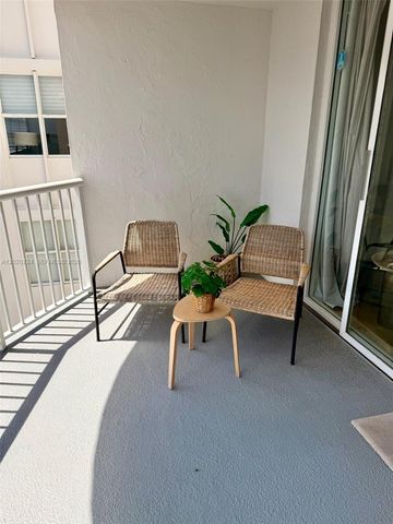 1420 Brickell Bay Dr 1108B, Miami, FL 33131