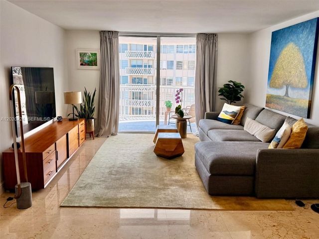 1420 Brickell Bay Dr 1108B, Miami, FL 33131