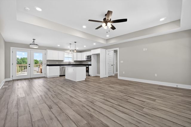 396 Westwood Dr, Sparta, TN 38583