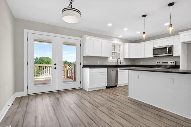 396 Westwood Dr, Sparta, TN 38583