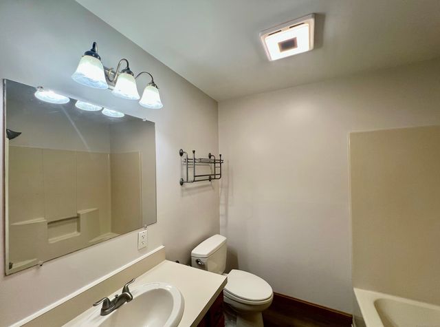 29 Kathleen Drive APT 1B, Windham, CT 06226