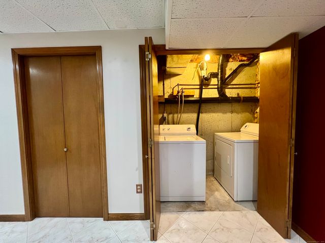 29 Kathleen Drive APT 1B, Windham, CT 06226