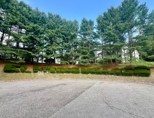 29 Kathleen Drive APT 1B, Windham, CT 06226