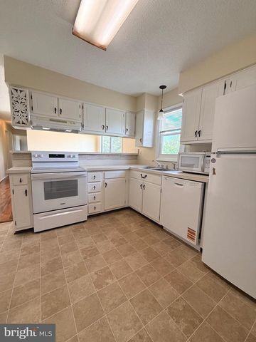 344 KELLOGG MILL RD, Fredericksburg, VA 22406