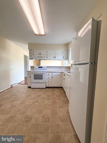344 KELLOGG MILL RD, Fredericksburg, VA 22406
