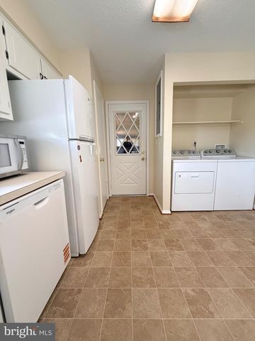 344 KELLOGG MILL RD, Fredericksburg, VA 22406