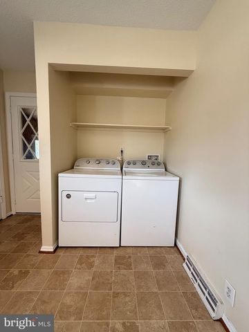 344 KELLOGG MILL RD, Fredericksburg, VA 22406