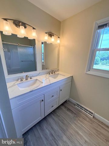 344 KELLOGG MILL RD, Fredericksburg, VA 22406