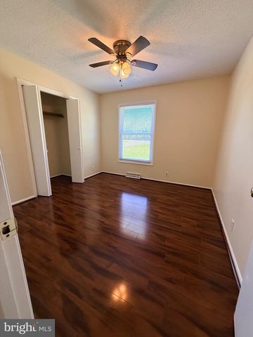 344 KELLOGG MILL RD, Fredericksburg, VA 22406
