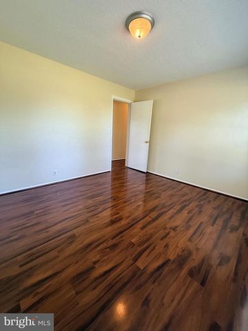 344 KELLOGG MILL RD, Fredericksburg, VA 22406