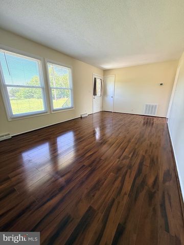 344 KELLOGG MILL RD, Fredericksburg, VA 22406