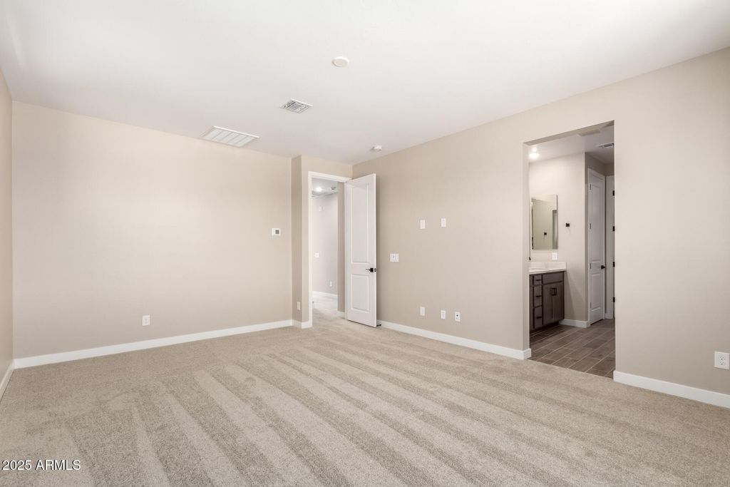 Image 17 of property listing at 8920 E COVINA Street, Mesa, AZ 85207