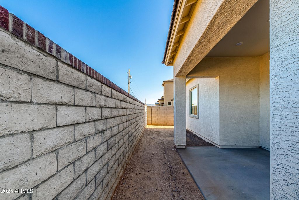 Image 34 of property listing at 8920 E COVINA Street, Mesa, AZ 85207