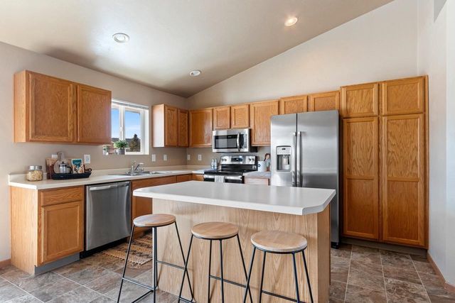 118 E RIVER DRIVE, De Pere, WI 54115