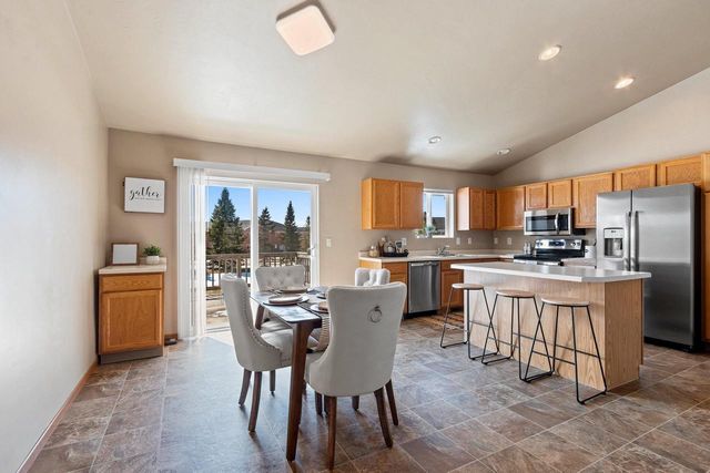 118 E RIVER DRIVE, De Pere, WI 54115