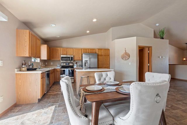 118 E RIVER DRIVE, De Pere, WI 54115