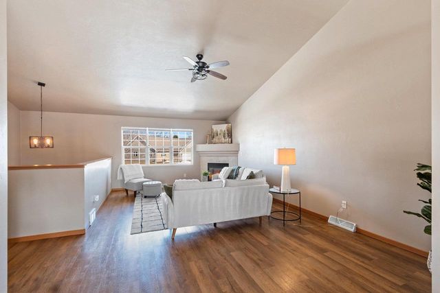 118 E RIVER DRIVE, De Pere, WI 54115