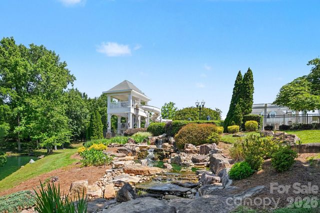 8435 Whitehawk Hill Road, Waxhaw, NC 28173