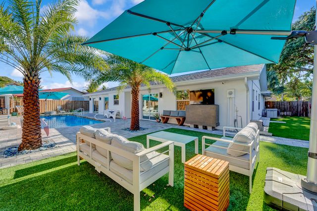 707 W Boulevard Chatelaine, Delray Beach, FL 33445