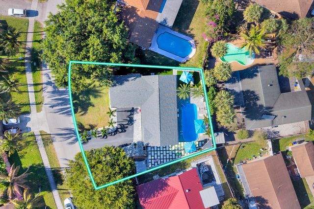 707 W Boulevard Chatelaine, Delray Beach, FL 33445
