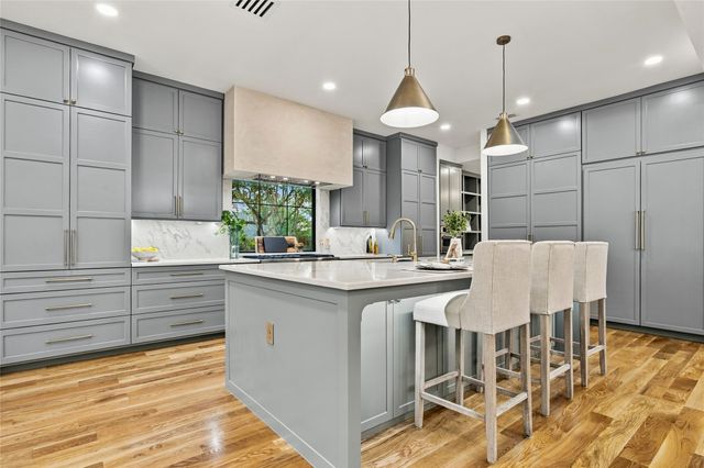 1042 Diamond Boulevard, Southlake, TX 76092