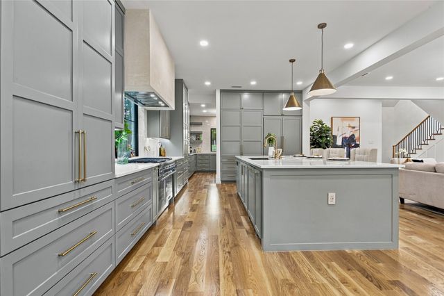 1042 Diamond Boulevard, Southlake, TX 76092