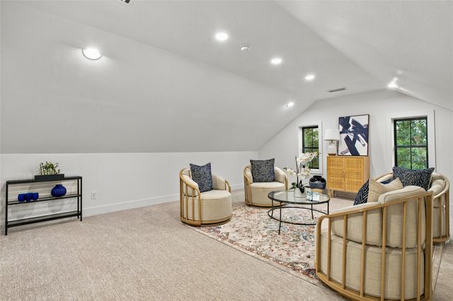 1042 Diamond Boulevard, Southlake, TX 76092