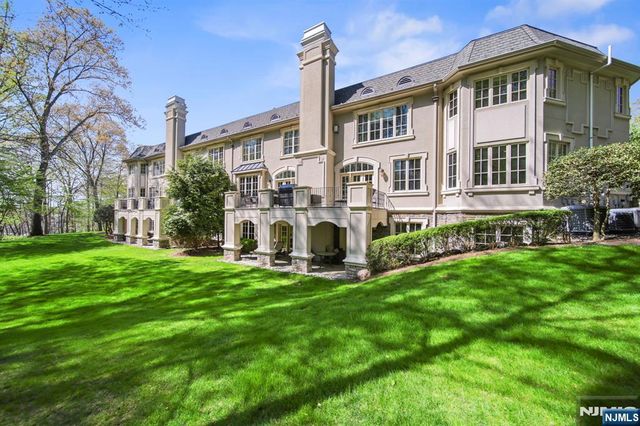 713 Bellaire Drive, Demarest, NJ 07627