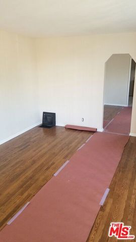 1414 W 25th Street, Los Angeles, CA 90007