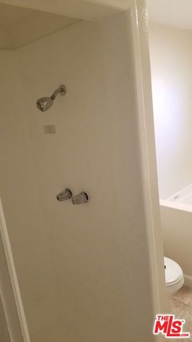 1414 W 25th Street, Los Angeles, CA 90007