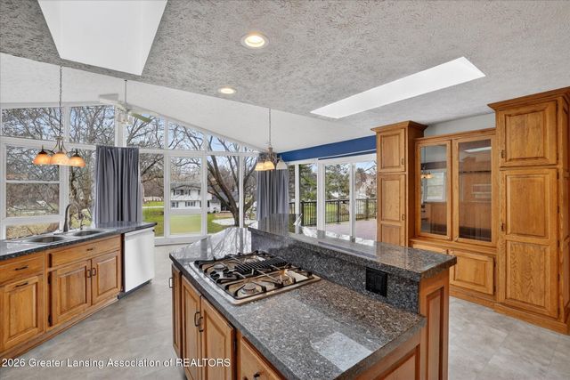 13780 Hamersley Drive, Bath, MI 48808