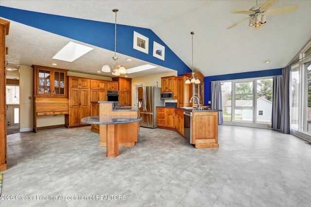 13780 Hamersley Drive, Bath, MI 48808