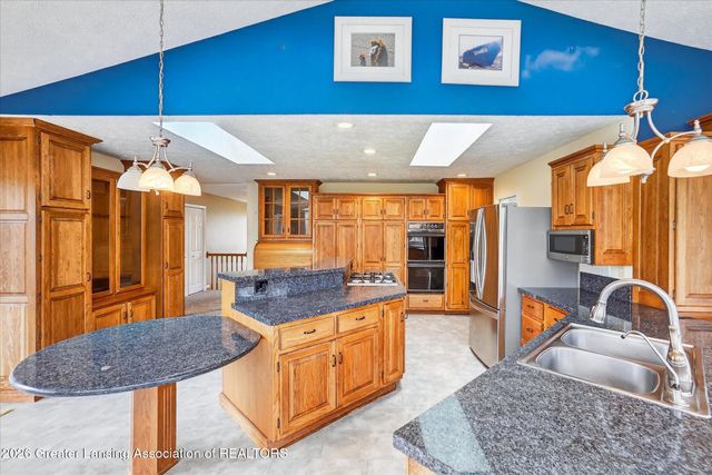 13780 Hamersley Drive, Bath, MI 48808